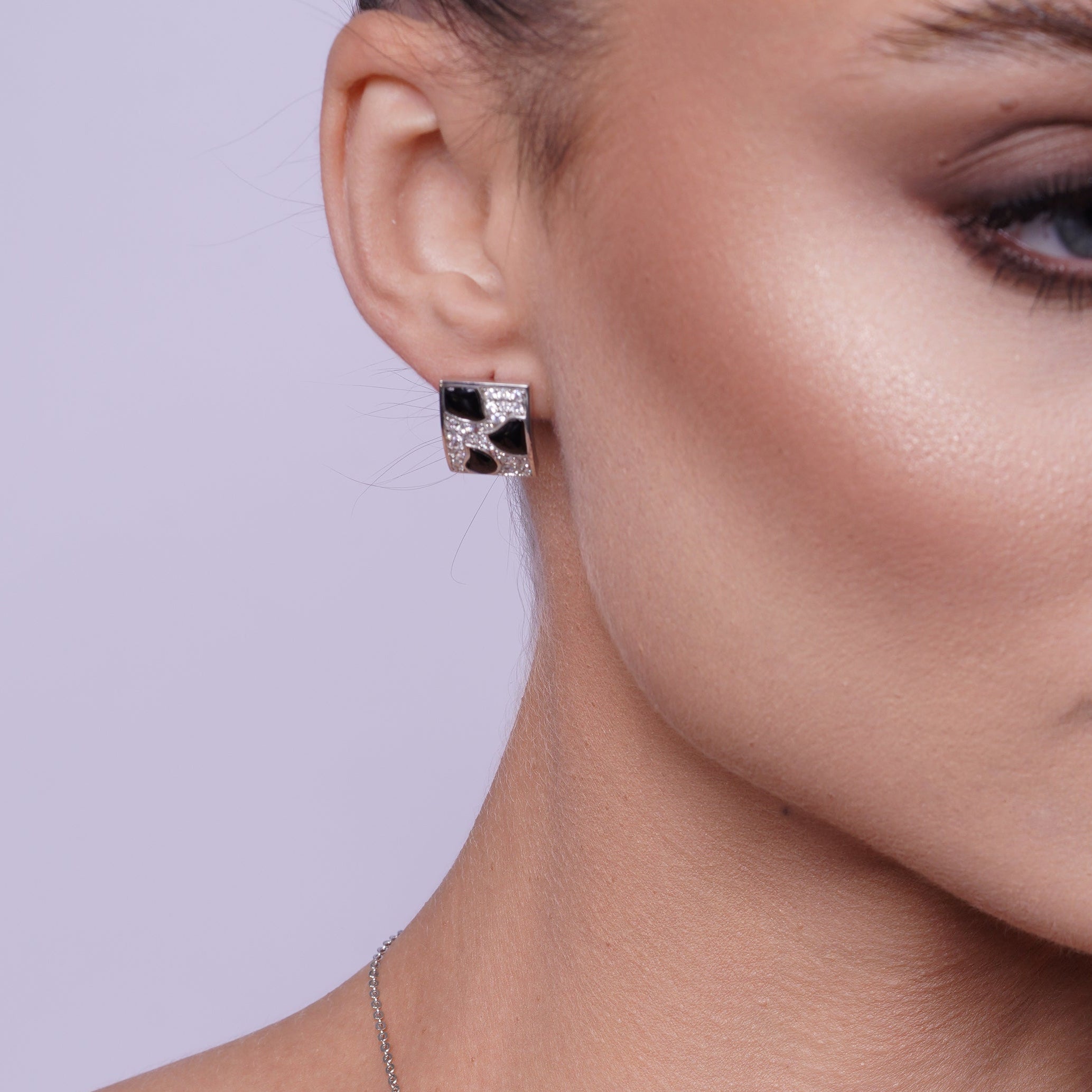 Liquidación - Juego de aretes y collar colgante de plata 925 rodiada con pavé de ónix negro cuadrado y circonitas transparentes - BGS00076