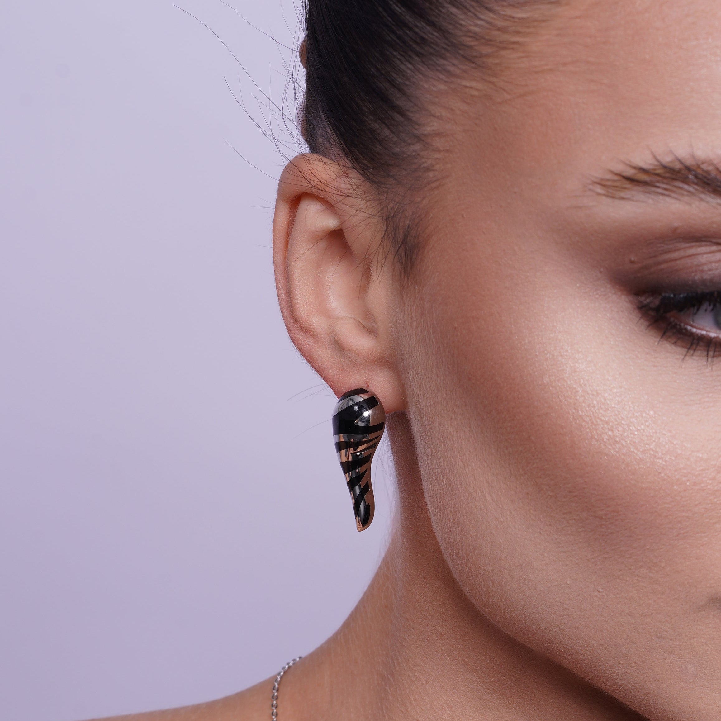 Clearance-Silver 925 Rhodium Plated Zebra Stripe Print Drop CZ Stud Earring and Necklace Set - BGS00083-BLK