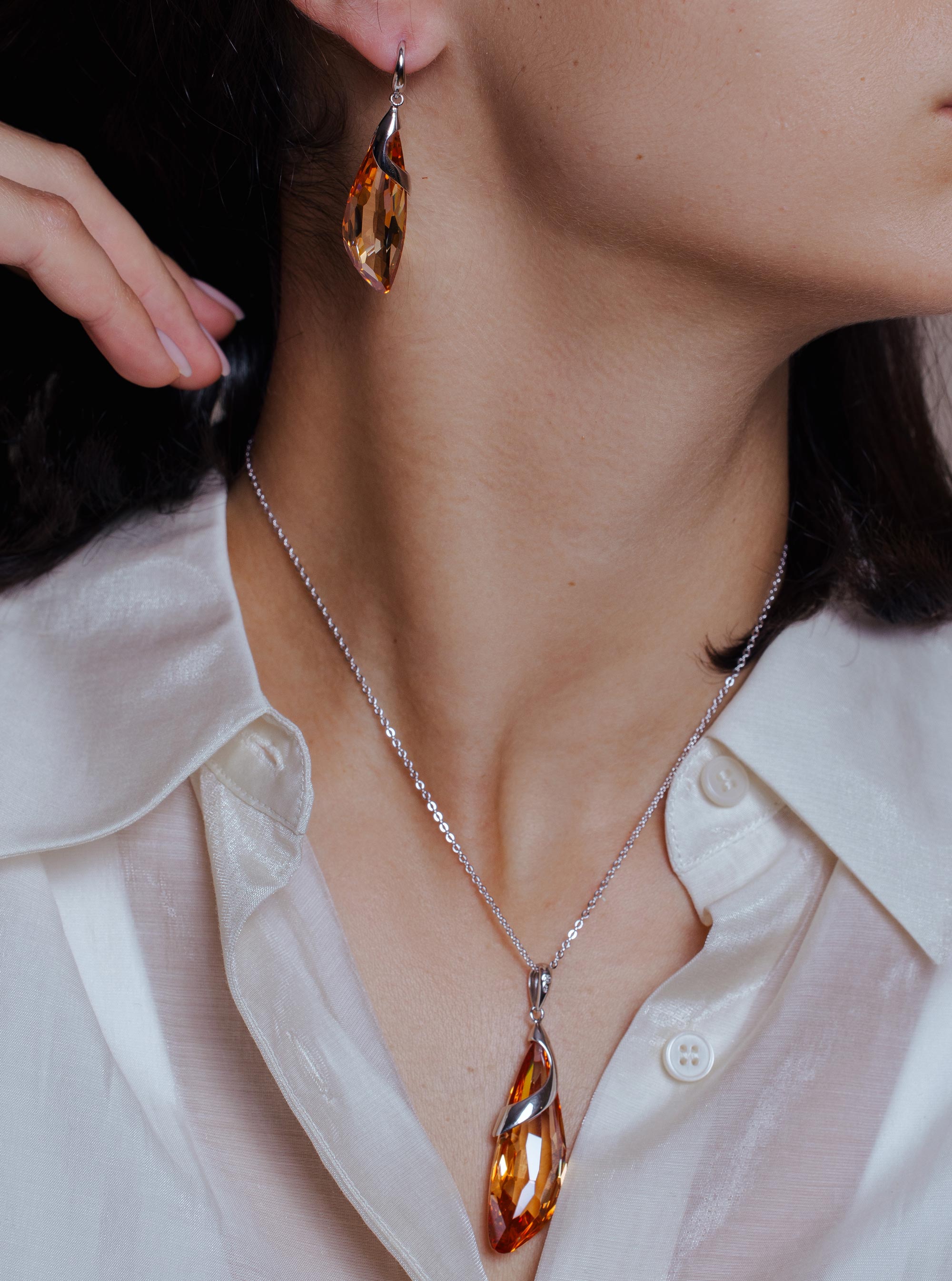 Juego de aretes y collar con gancho de circonita cúbica y gota de champán chapado en rodio en plata 925 - BGS00221CH