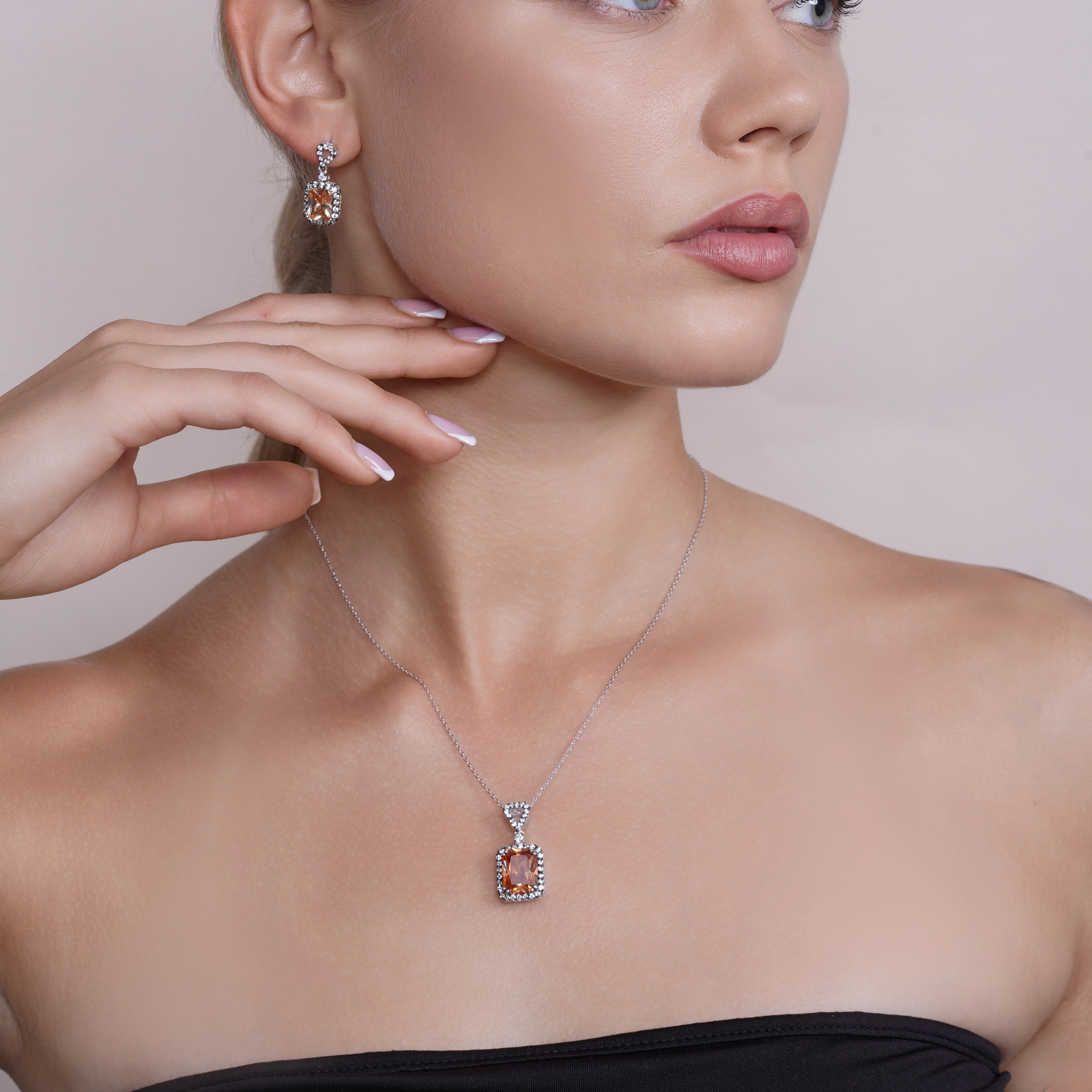 Set de pendientes colgantes y collar de plata 925 chapada en rodio negro con circonitas cúbicas color champán - BGS00375