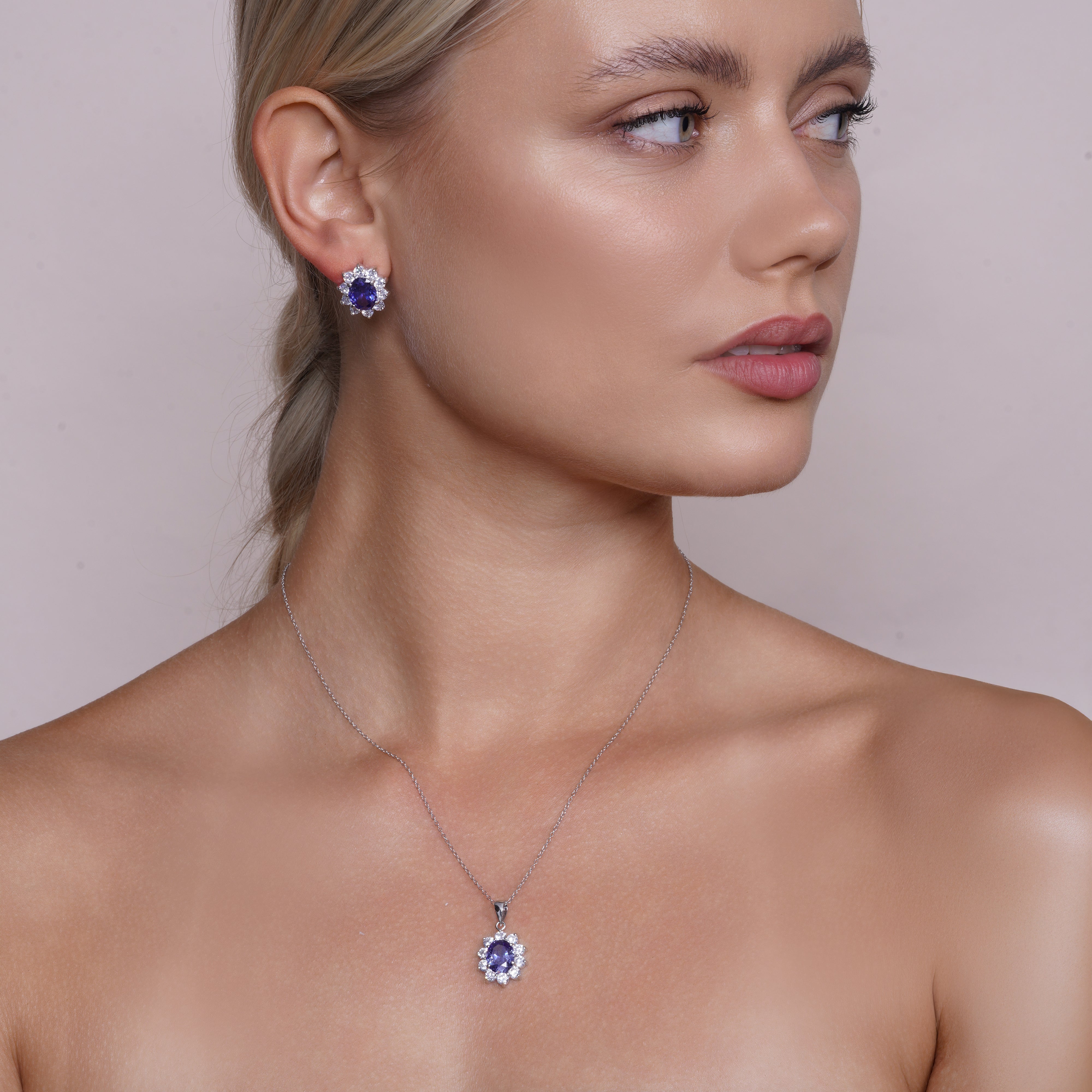 Juego de aretes y collar con circonita cúbica y flor en racimo azul, chapado en rodio, plata 925, BGS00394