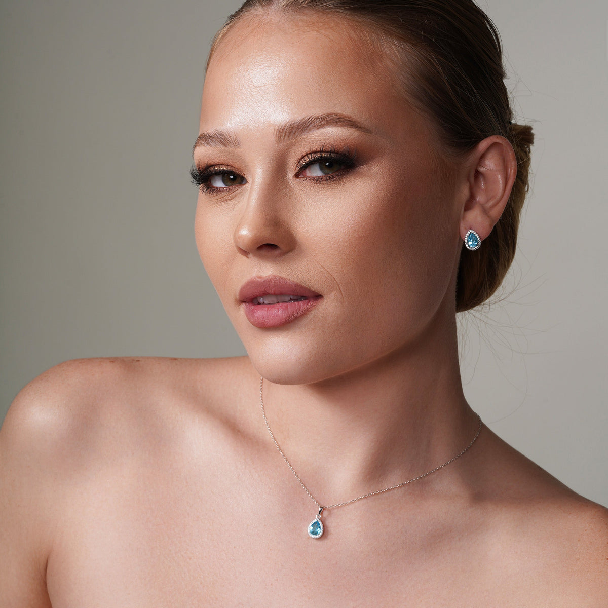 #Birthstones_December - Zircon