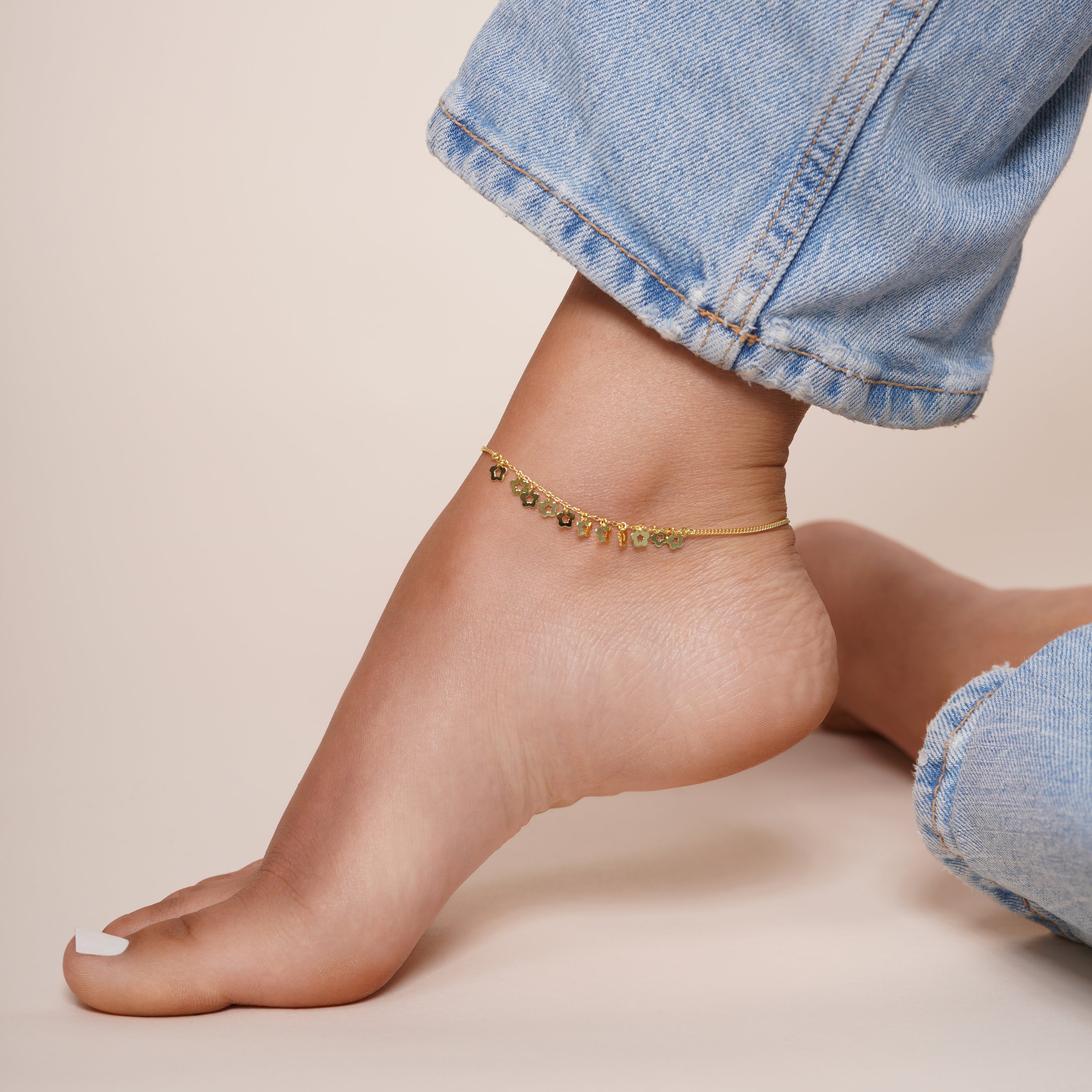 Tobilleras colgantes con flores en plata de ley 925 bañadas en oro - DIA00003GP