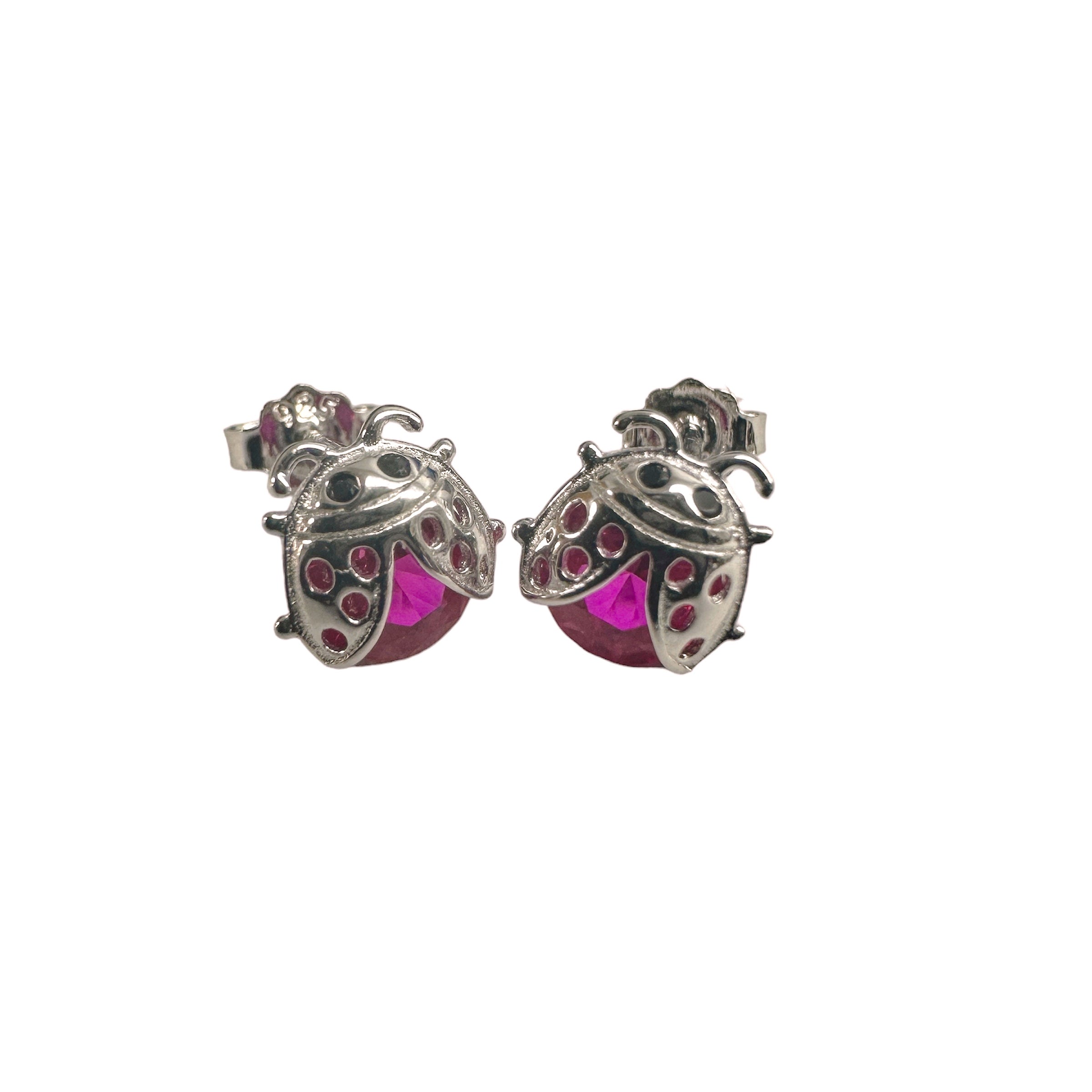 Pendientes de plata de ley chapados en rodio con circonita roja y mariquita - STE01376