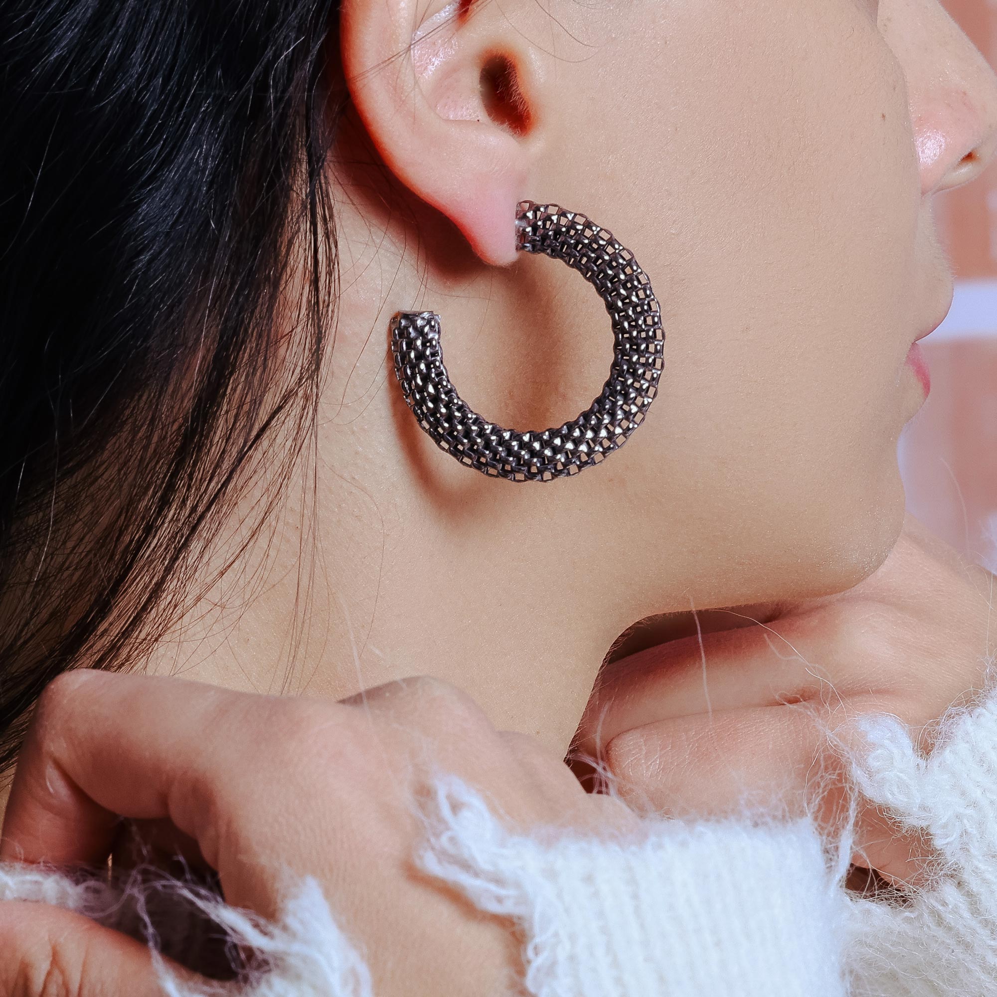 Silver 925 Two Toned Rhodium Plated Crescent Box Link Italian Stud Earrings - ITE00019BLK