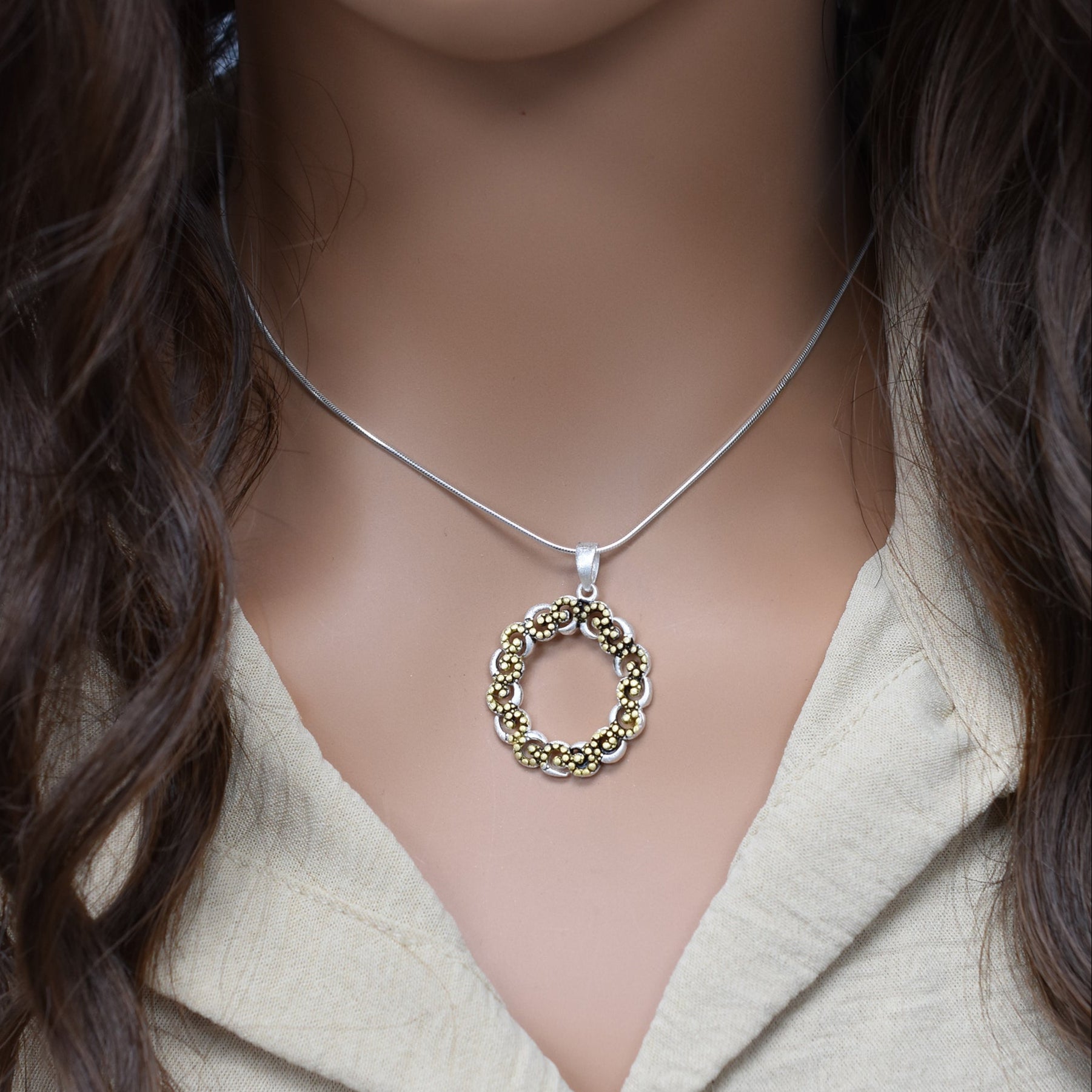 Clearance-High Polished 925 Sterling Silver Wreath Pendant -SPP00038