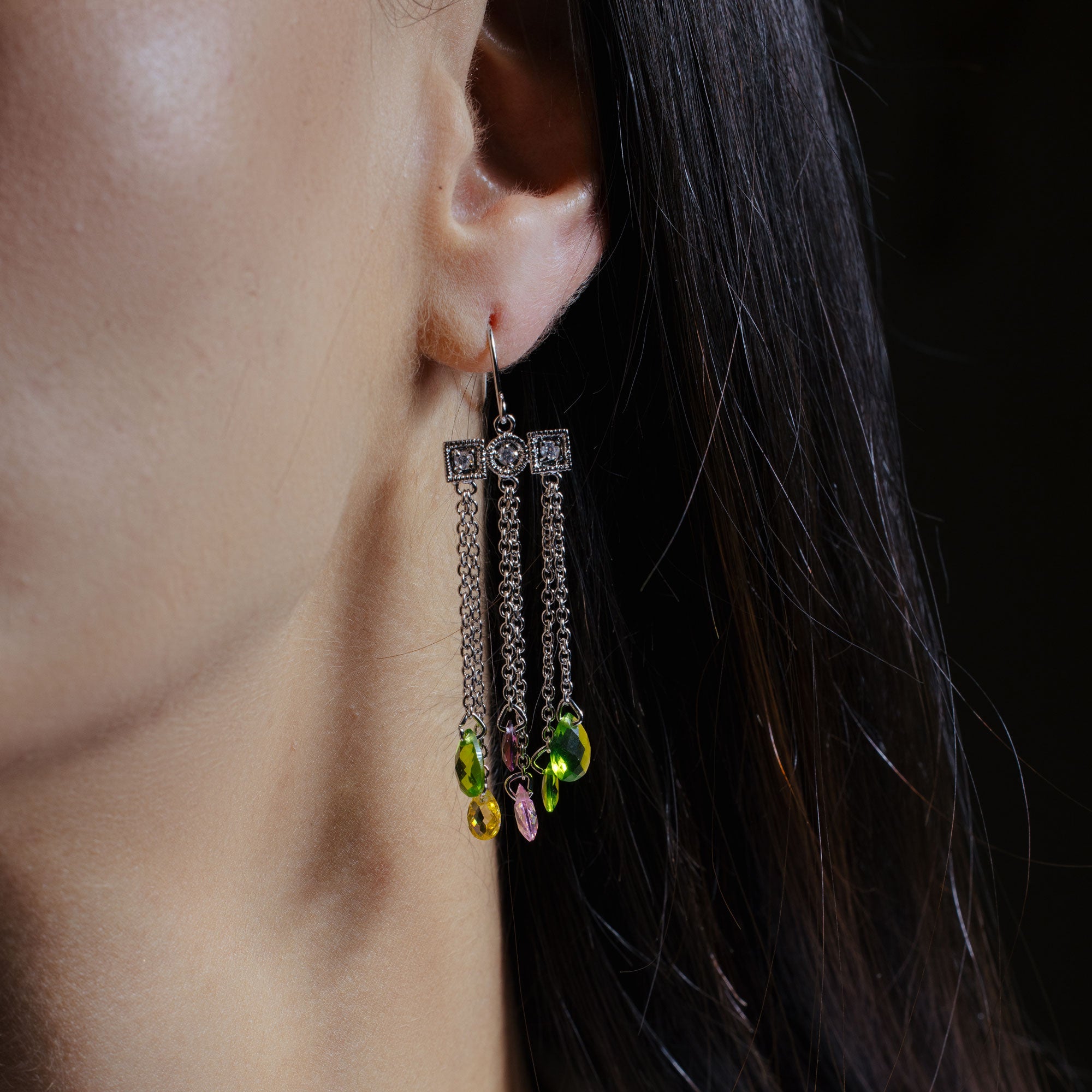 Liquidación - Pendientes de gancho colgantes con circonitas multicolores en plata 925 rodiada - STE00142