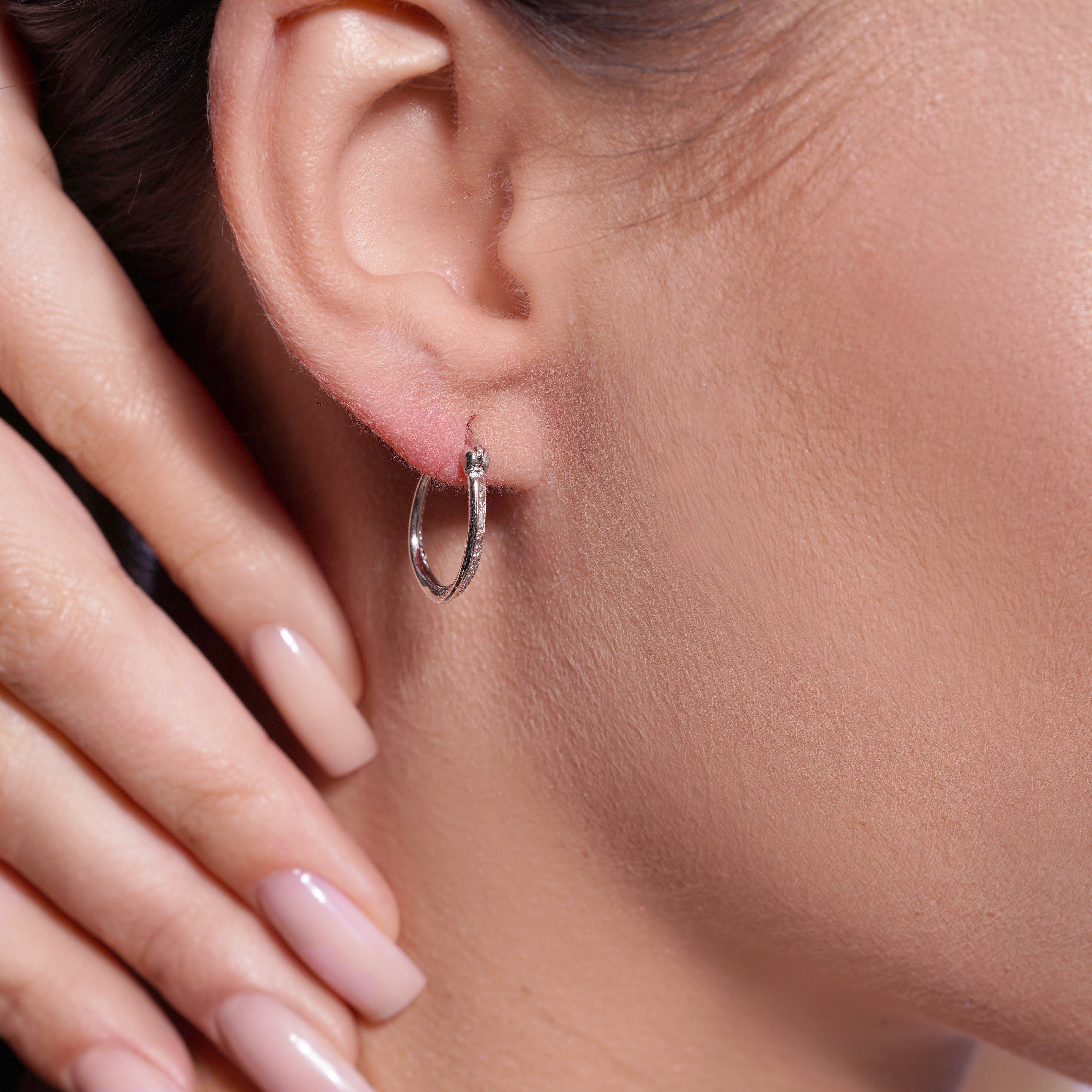 Pendientes de aro redondos con circonita transparente chapada en rodio de plata 925 - STE00692