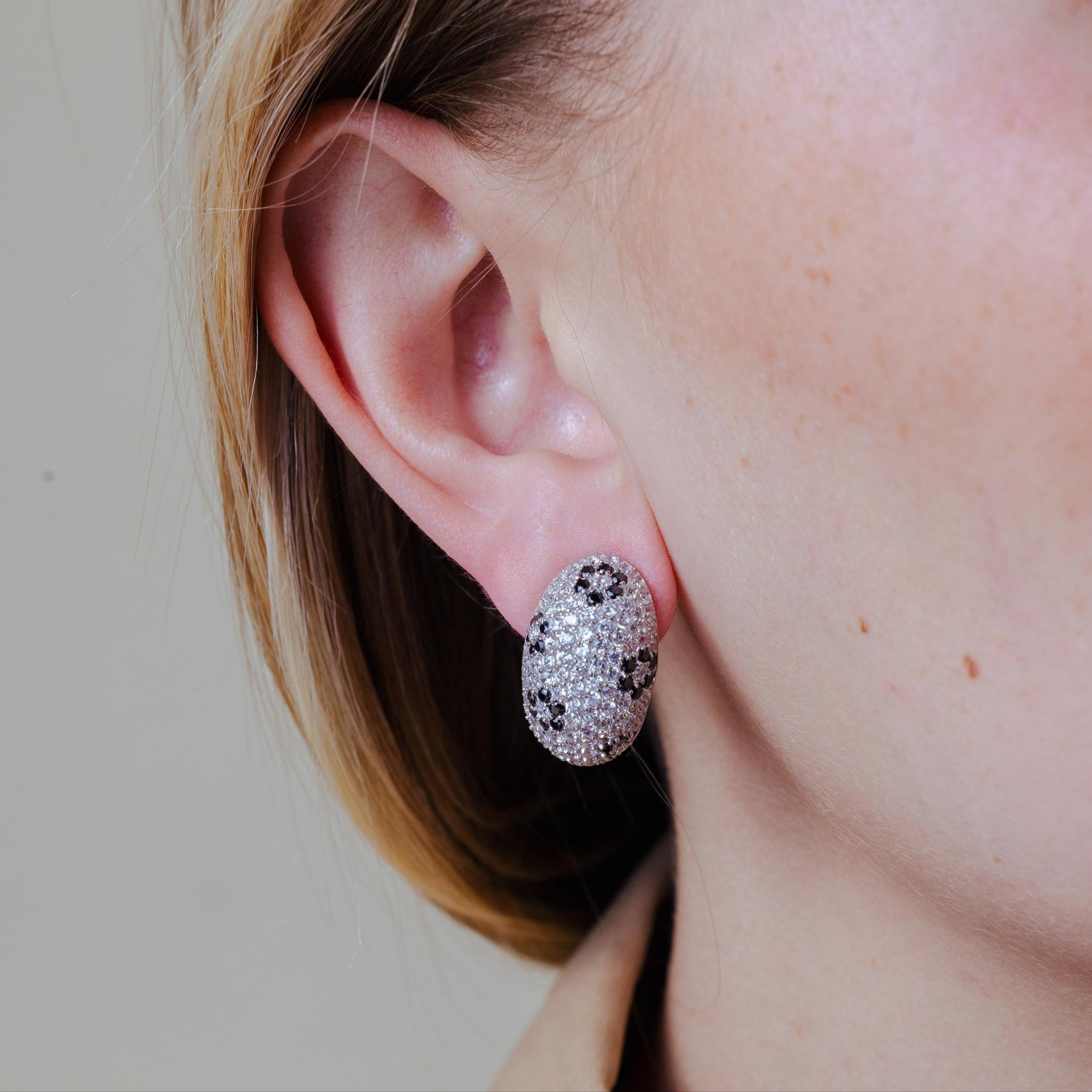 Clearance-Silver 925 Rhodium Plated Oval Black and Clear CZ Lever Back Earrings - BGE00097