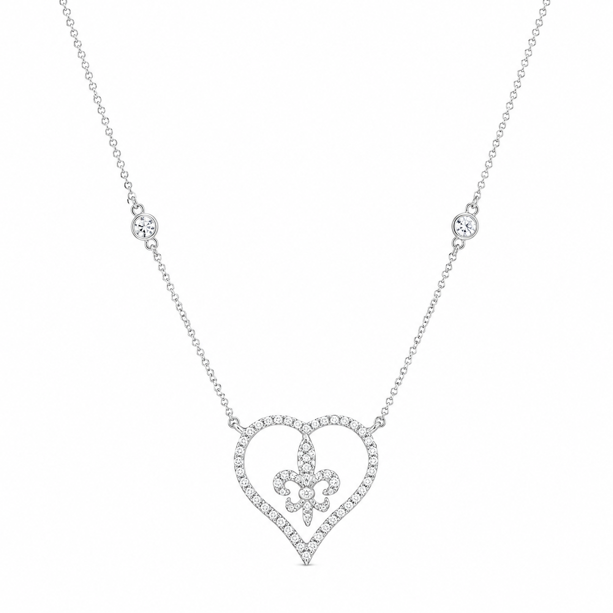 Collar con colgante de circonita transparente con centro de flor de lis y corazón abierto chapado en rodio de plata 925 - BGN00012