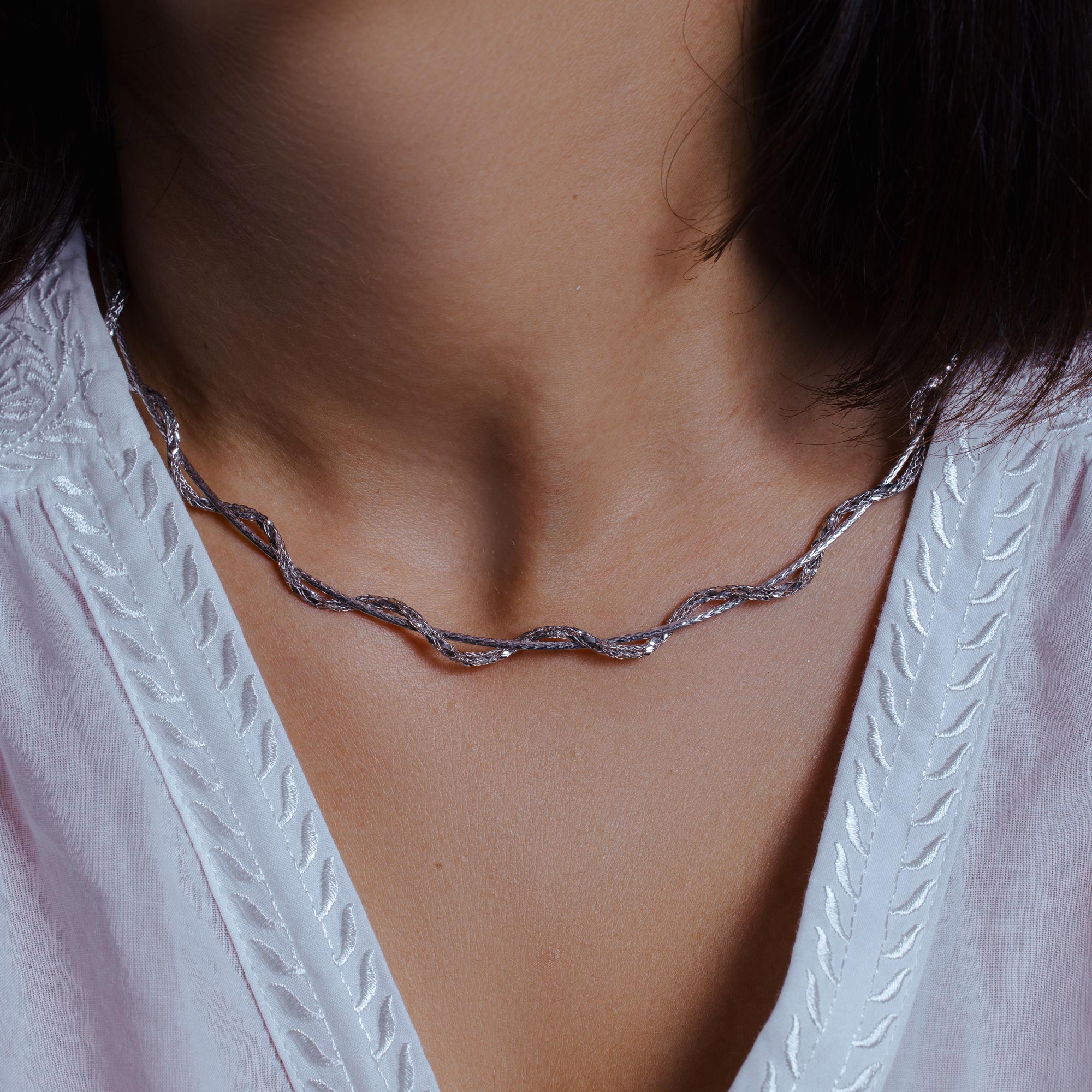 Collar Enredador Envoltura De Serpiente Chapada En Rodio Plata 925 - DIN00009RH