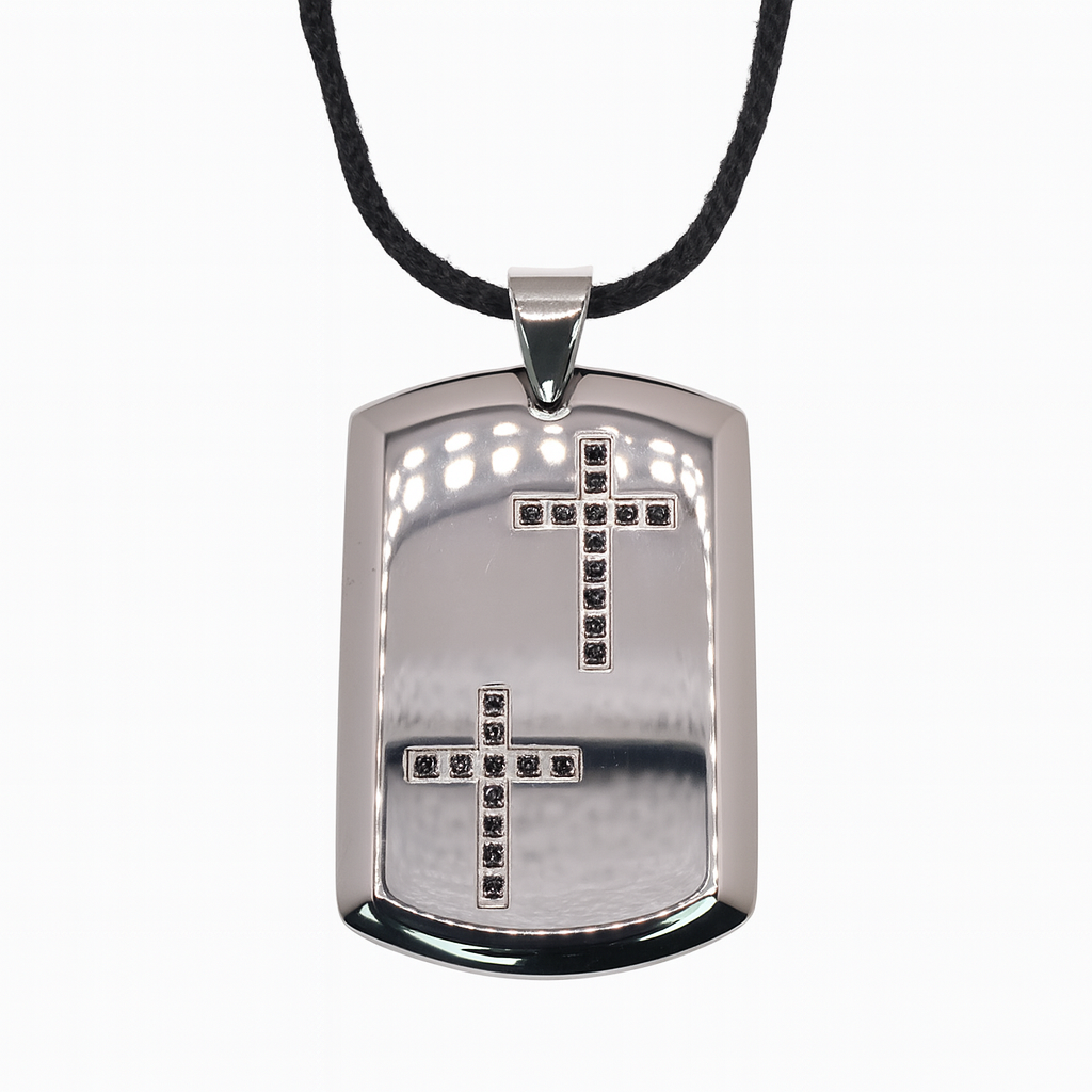 Collar con colgante de placa de identificación con cruz de doble circonita negra y baño de rodio - SSN00049