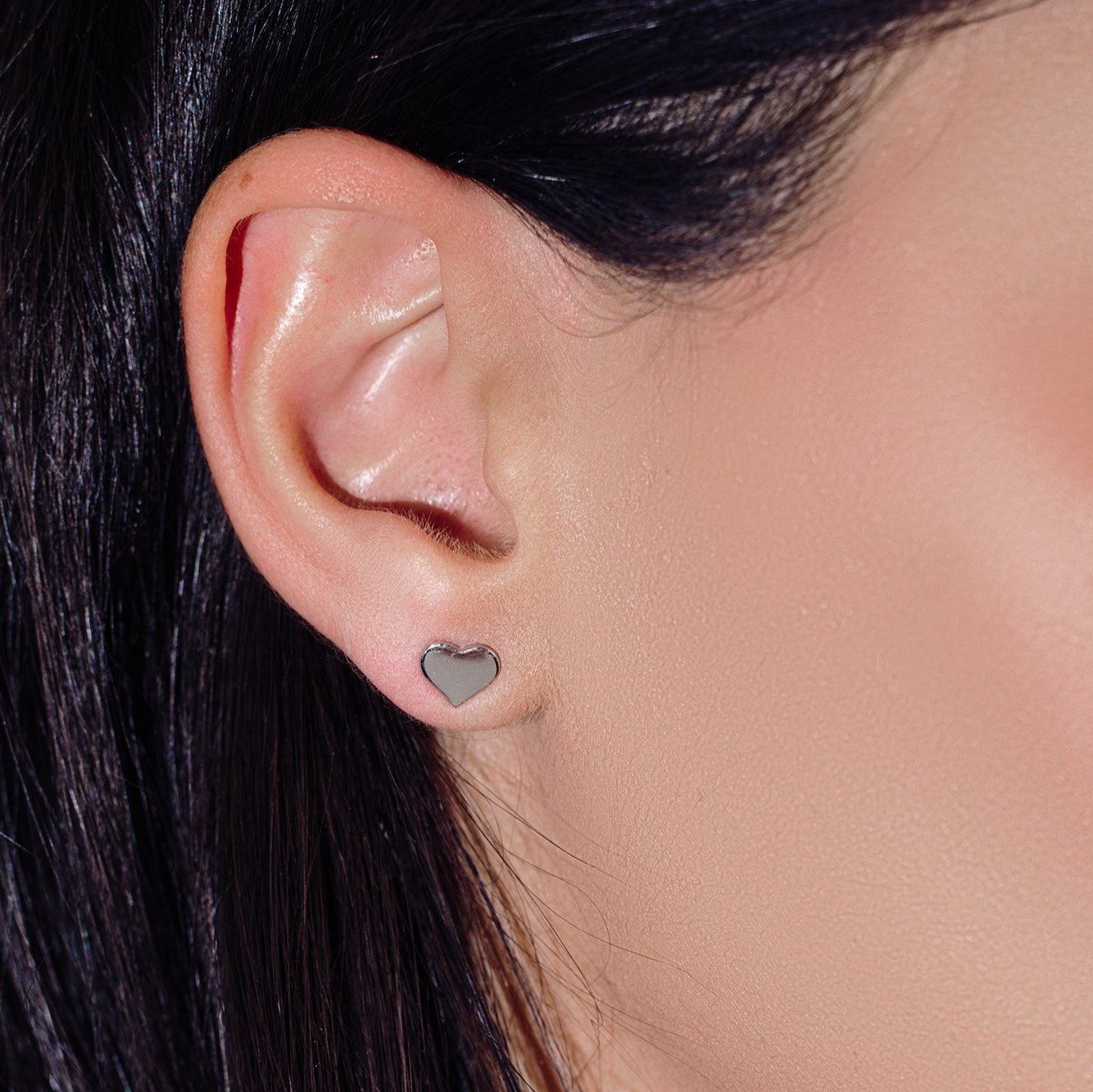 Aretes de Corazón de Plata 925 Chapada en Rodio - STE00762