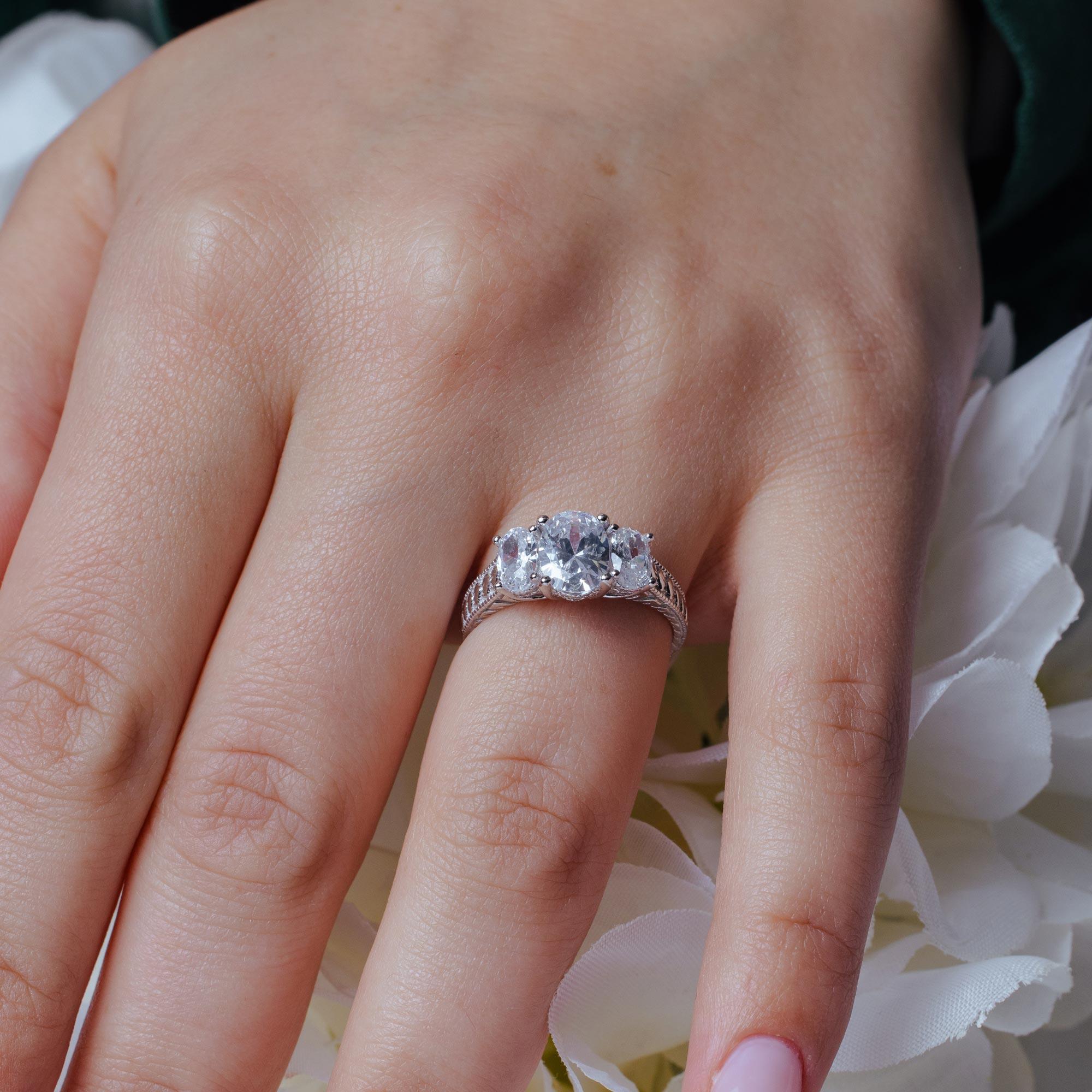 Anillo de plata 925 chapado en rodio CZ Pasado Presente Futuro - ACR00004