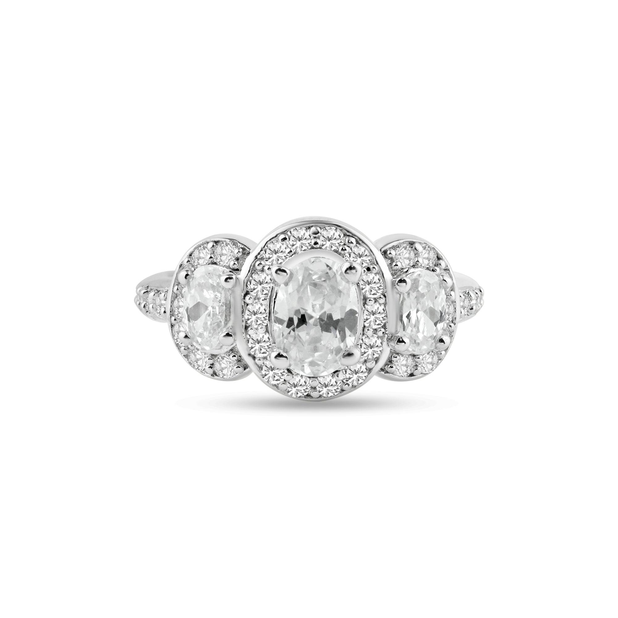 Anillo de plata 925 chapado en rodio con pavé transparente en racimo CZ pasado presente futuro - ACR00015