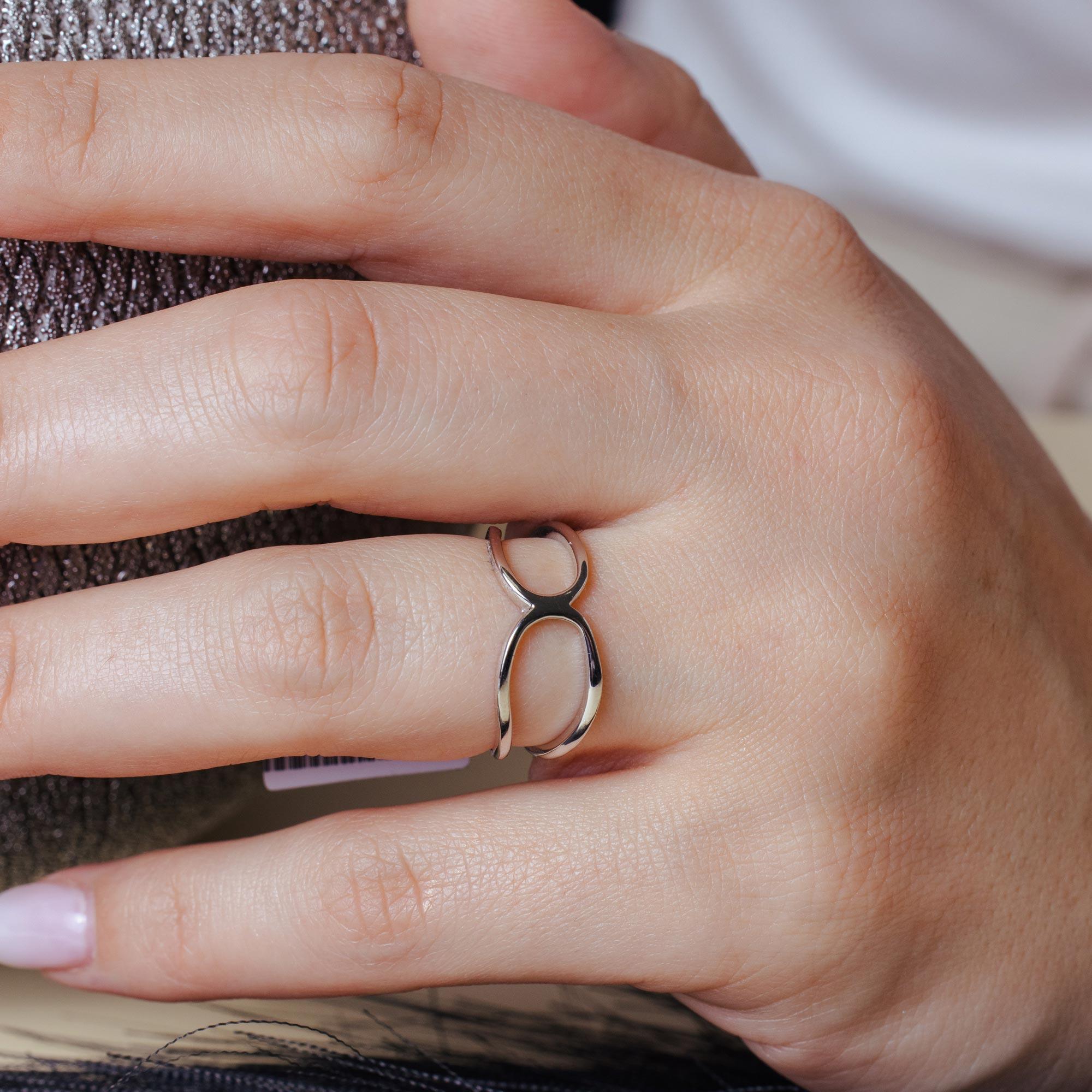 Anillo de paraboloide hiperbólico Pringle abierto chapado en rodio de plata 925 - BGR00958