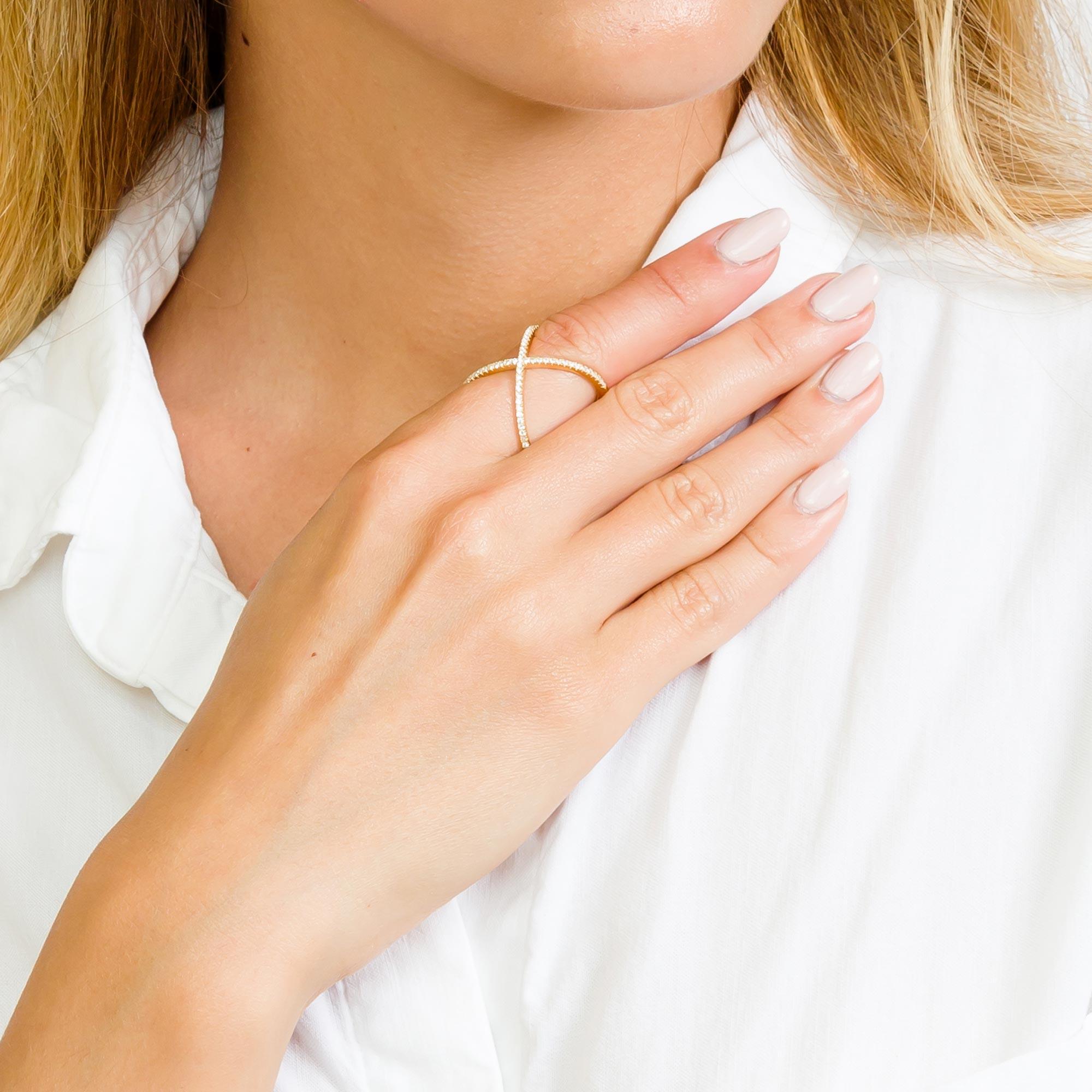 Anillo cruzado CZ de 4 vías chapado en oro sin níquel de plata 925 - GMR00039GP