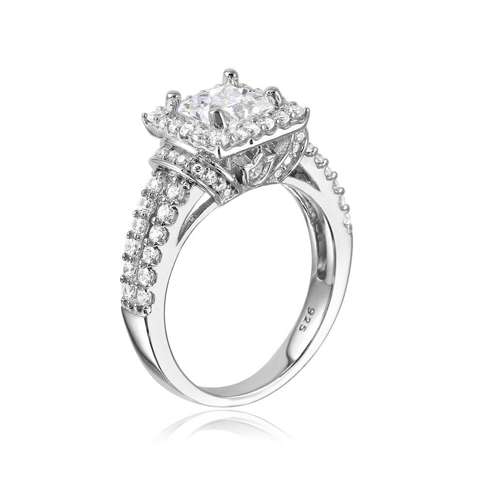 Anillo de piedra central CZ con diseño cuadrado chapado en rodio de plata 925 - GMR00094
