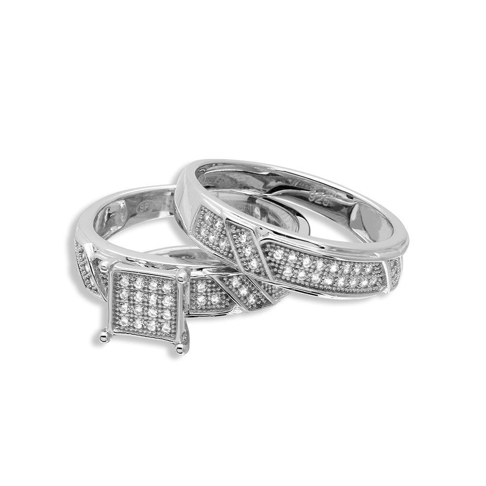 Anillo nupcial de trío con centro de pavé cuadrado chapado en rodio de plata 925 - GMR00150