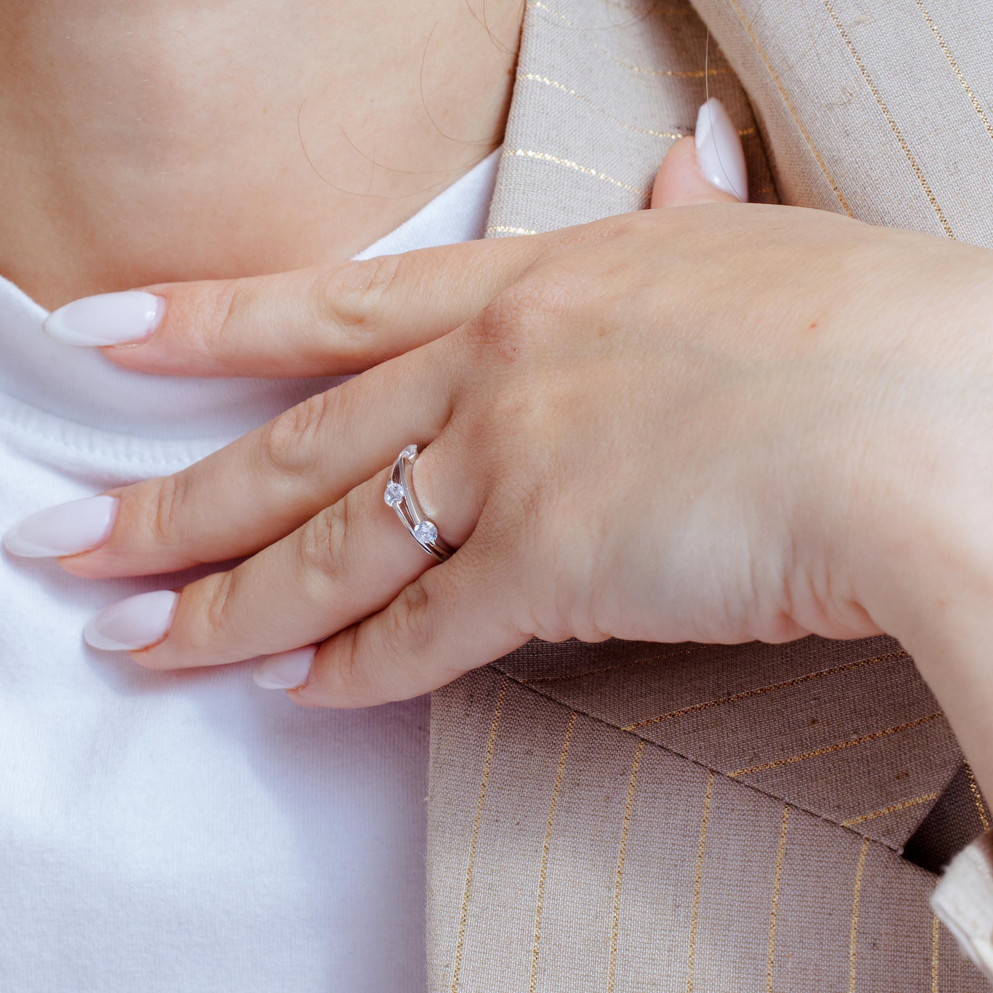 Anillo de plata de ley 925 rodiada con circonitas - BGR01172