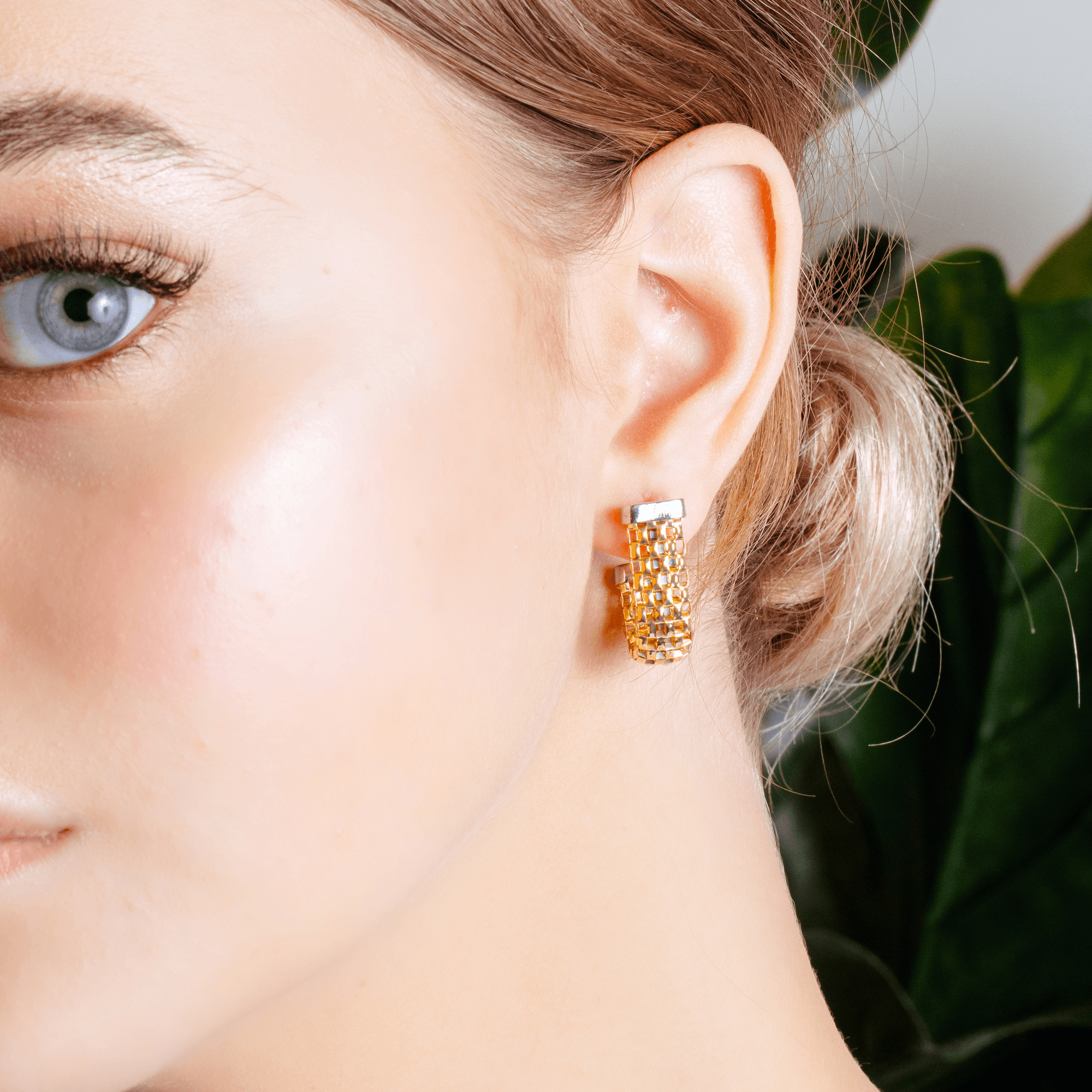 Silver 925 Rhodium Plated Hook Chain-texture Earrings - ITE00069GP