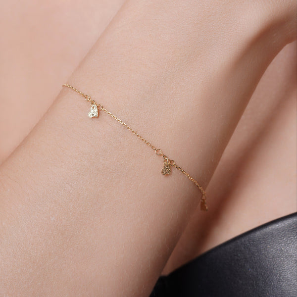 14P00149. - Colgante de oro amarillo de 14 quilates con detalle de corazón de niño sonriente