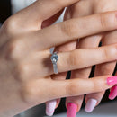 Anillo de plata 925 con circonitas chapadas en rodio - BGR00953