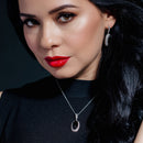 Liquidación - Conjunto de pendientes de gancho y collar colgante con circonitas cúbicas negras ovaladas y micropavé transparentes en plata 925 rodiada - BGS00041