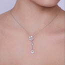 Conjunto de pendientes colgantes de flor de lágrima transparente con circonita cúbica en plata de ley 925 rodiada - BGS00231