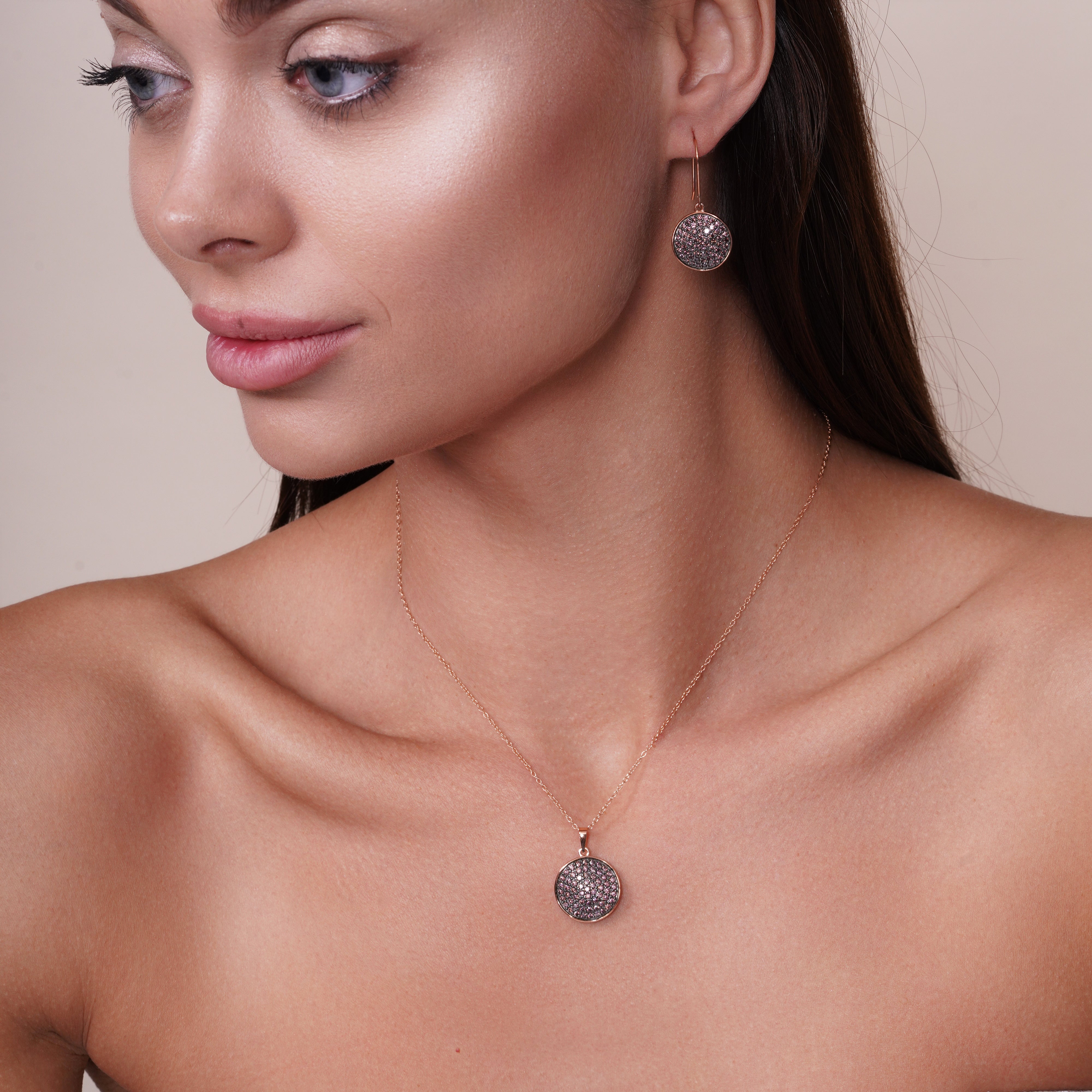 Conjunto de disco de circonita cúbica en plata de ley 925 bañada en oro rosa - BGS00405