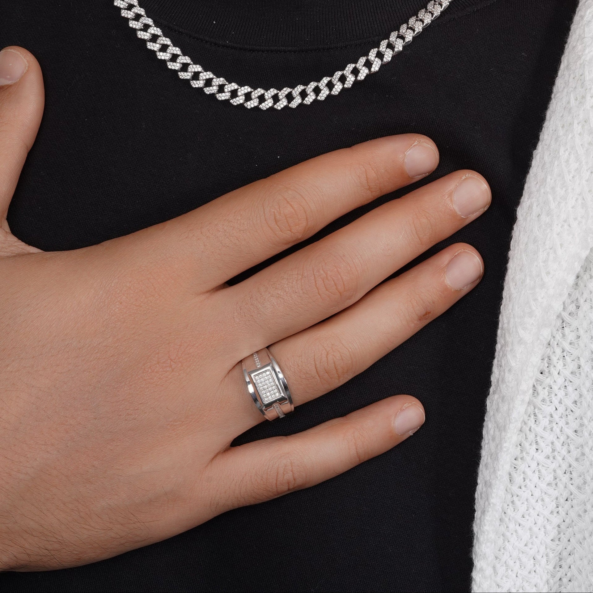 Rhodium Plated 925 Sterling Silver Men's Classic Moissanite