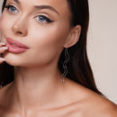 Pendientes de tuerca en forma de espiral con dos colgantes chapados en rodio en plata 925 - DSE00042