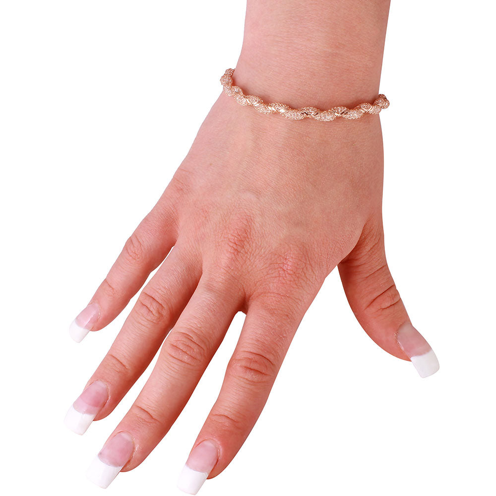 Pulsera italiana delgada de plata 925 chapada en oro rosa con malla y circonita cúbica incrustada envuelta - ECB00095R