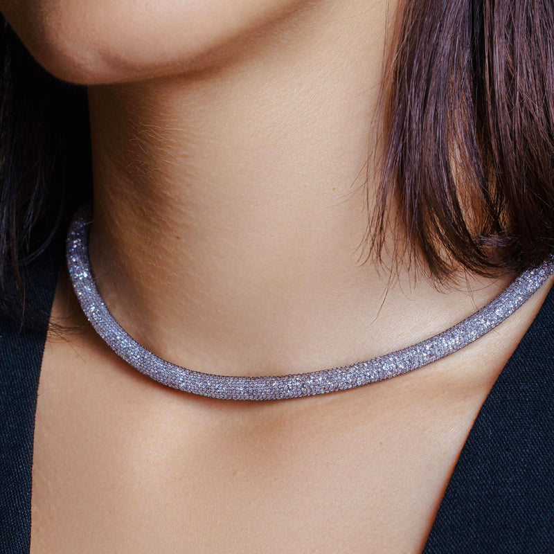 Collar de cristales Swarovski con incrustaciones de malla chapada en rodio negro de plata 925 - ECN00014BL