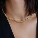 Collar de malla con detalle envolvente de plata de ley 925 bañado en oro - ECN00017Y