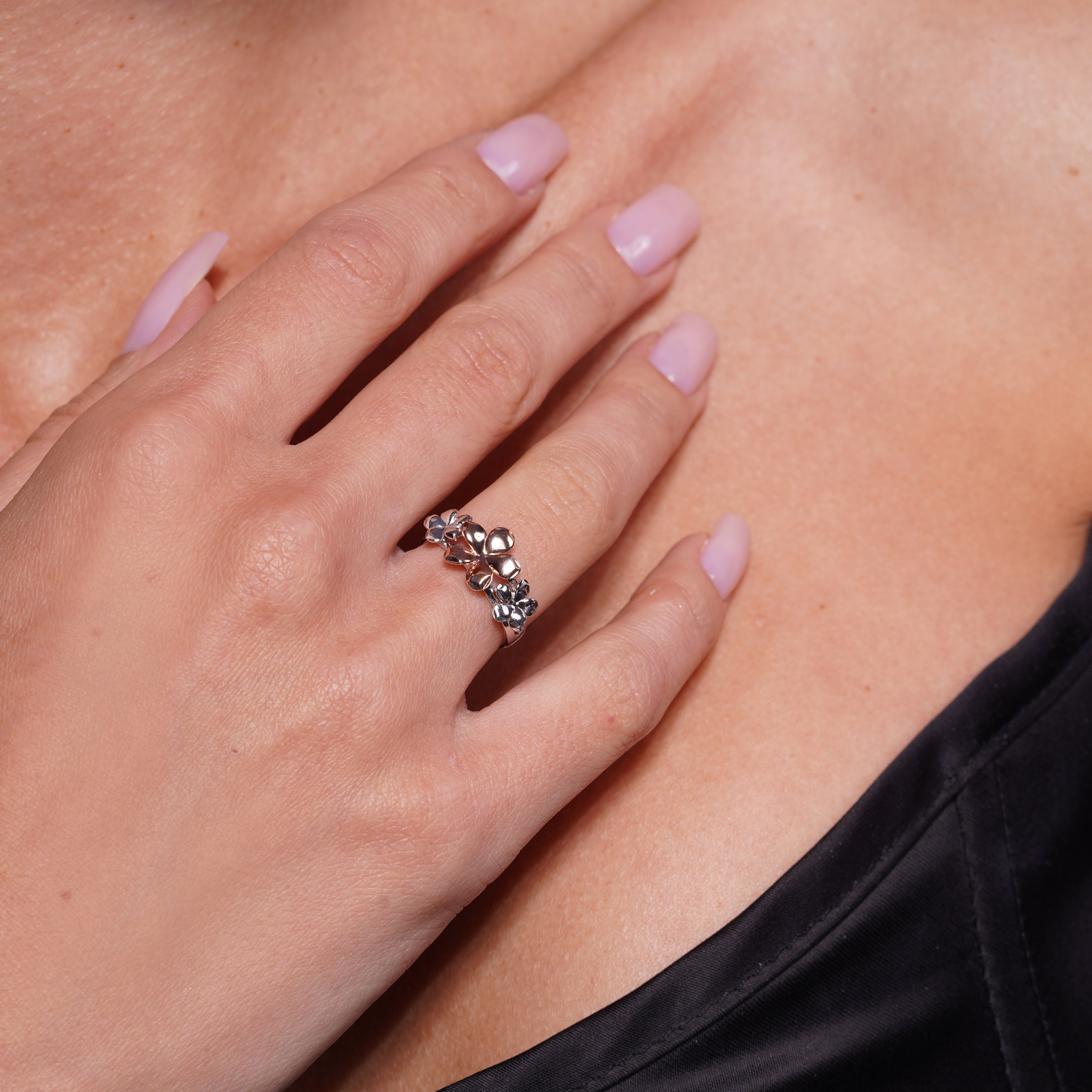 Rose Gold & Rhodium Plated 925 Sterling Silver Multi Flower Ring - GMR00458