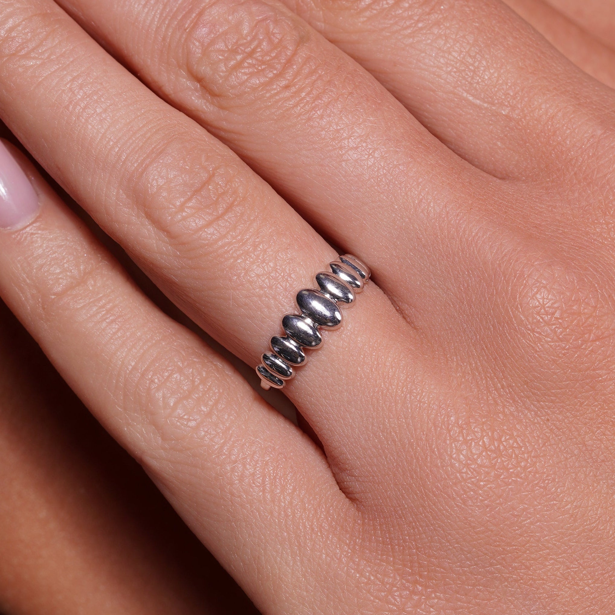 Rhodium Plated 925 Sterling Silver Ribbed Croissant Ring - GMR00453
