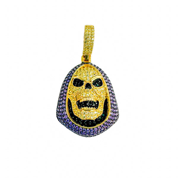 Colgante de circonita transparente y púrpura con calavera con capucha chapada en oro de plata 925 - AAP00006