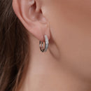 Pendiente de aro con cruz de moissanita en plata de ley 925 rodiada - MGME00037