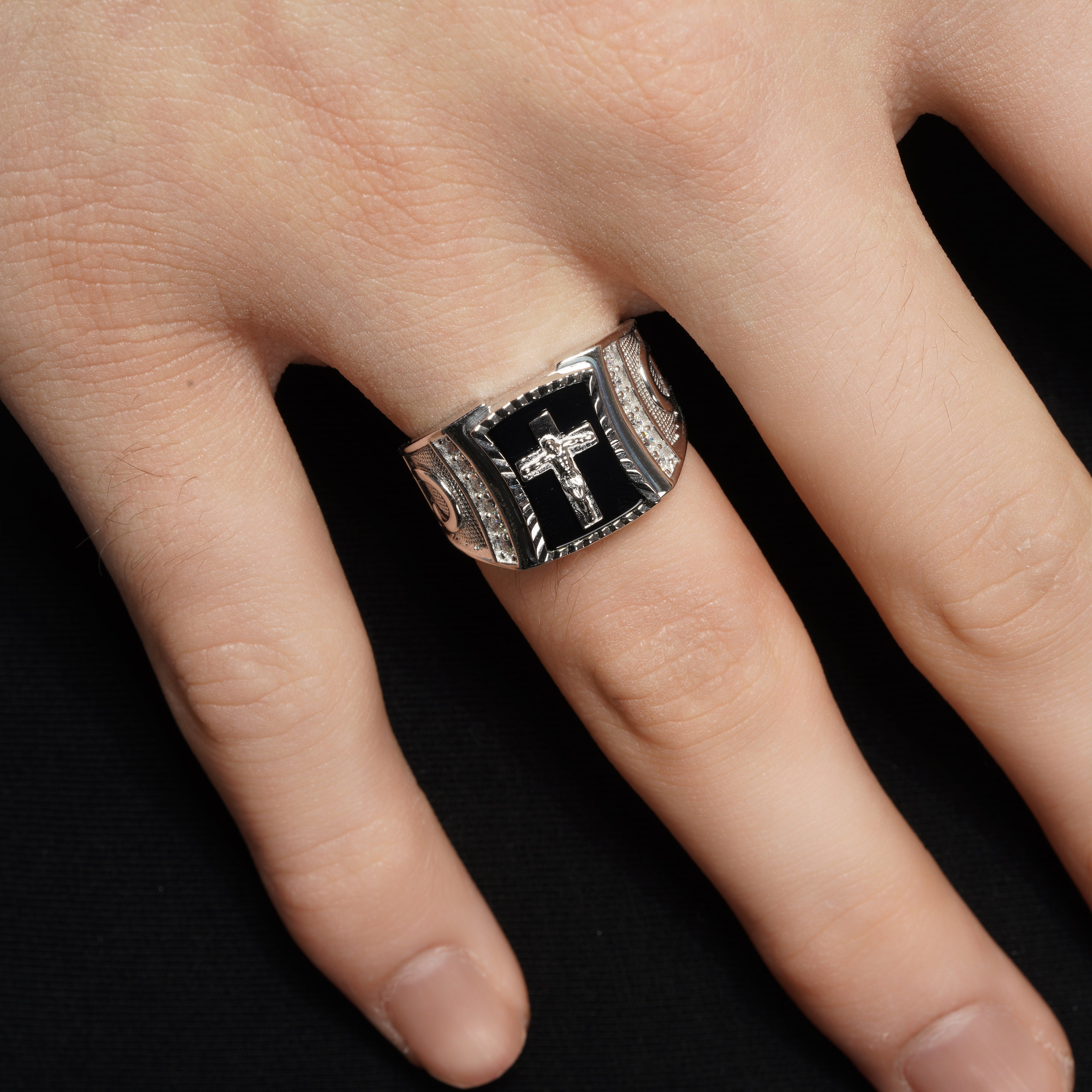 Rhodium Plated 925 Sterling Silver Men's Moissanite Onyx Cross Iced Side Accents Ring - MGMR00054