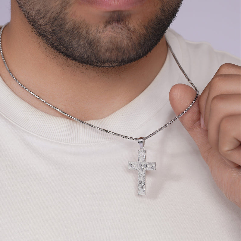 Colgante de cruz de plata de ley 925 rodiada con corte de diamante y circonita cúbica transparente de 26,5 mm x 38,4 mm - GMP00186