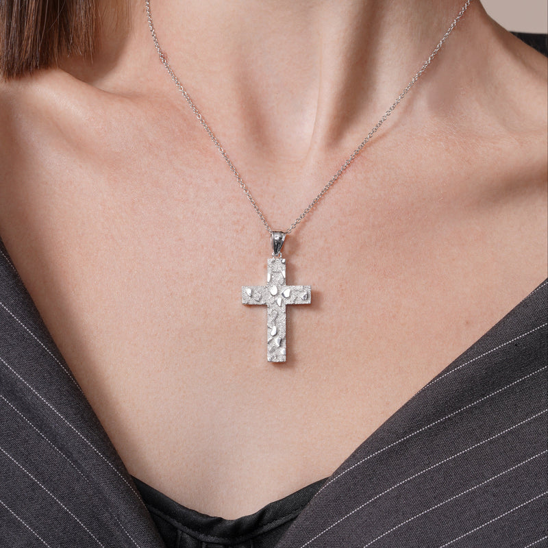 Colgante de cruz de plata de ley 925 rodiada con corte de diamante y circonita cúbica transparente de 26,5 mm x 38,4 mm - GMP00186