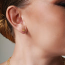 Pendientes de estrella plana de plata de ley 925 bañados en oro - SOE00011