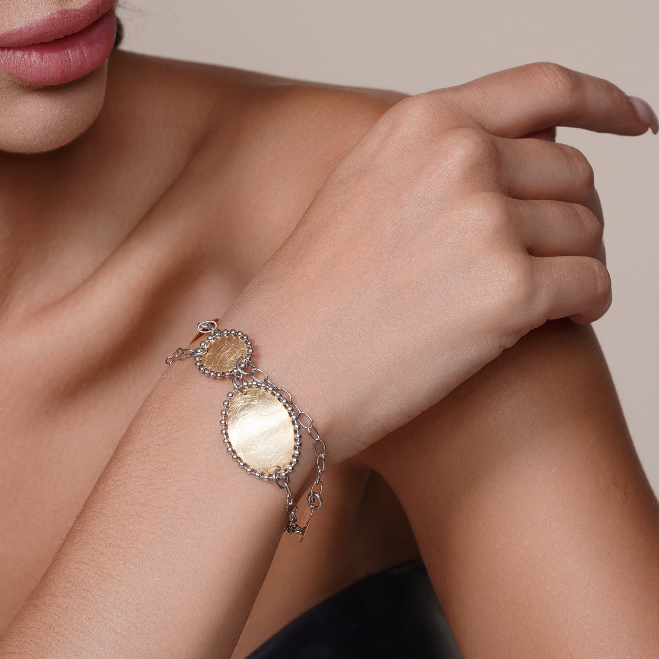 925 Sterling Silver 2 Toned Gold and Rhodium Plated Fancy Matte Finish Oval Link Bracelet - SPB00018