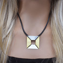 Liquidación - Colgante cuadrado abierto en tres tonos de plata de ley - SPP00057