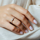 Anillo de plata de ley 925 rodiada con circonitas y forma de corazón - STR01164