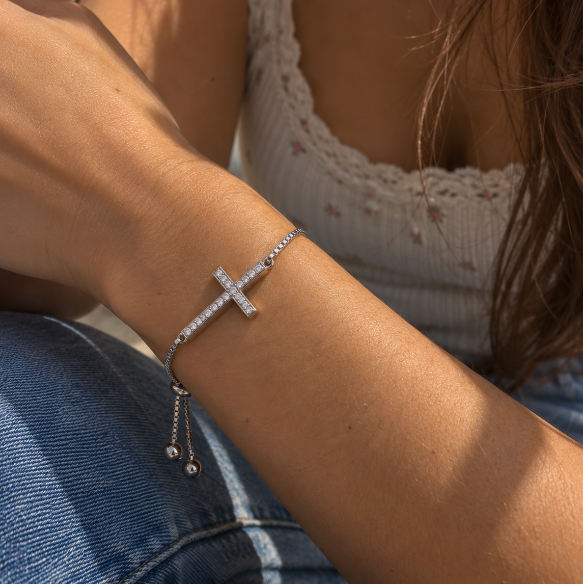 Pulsera Lariat de cadena cruzada con circonita cúbica chapada en rodio de plata 925 - BGB00273