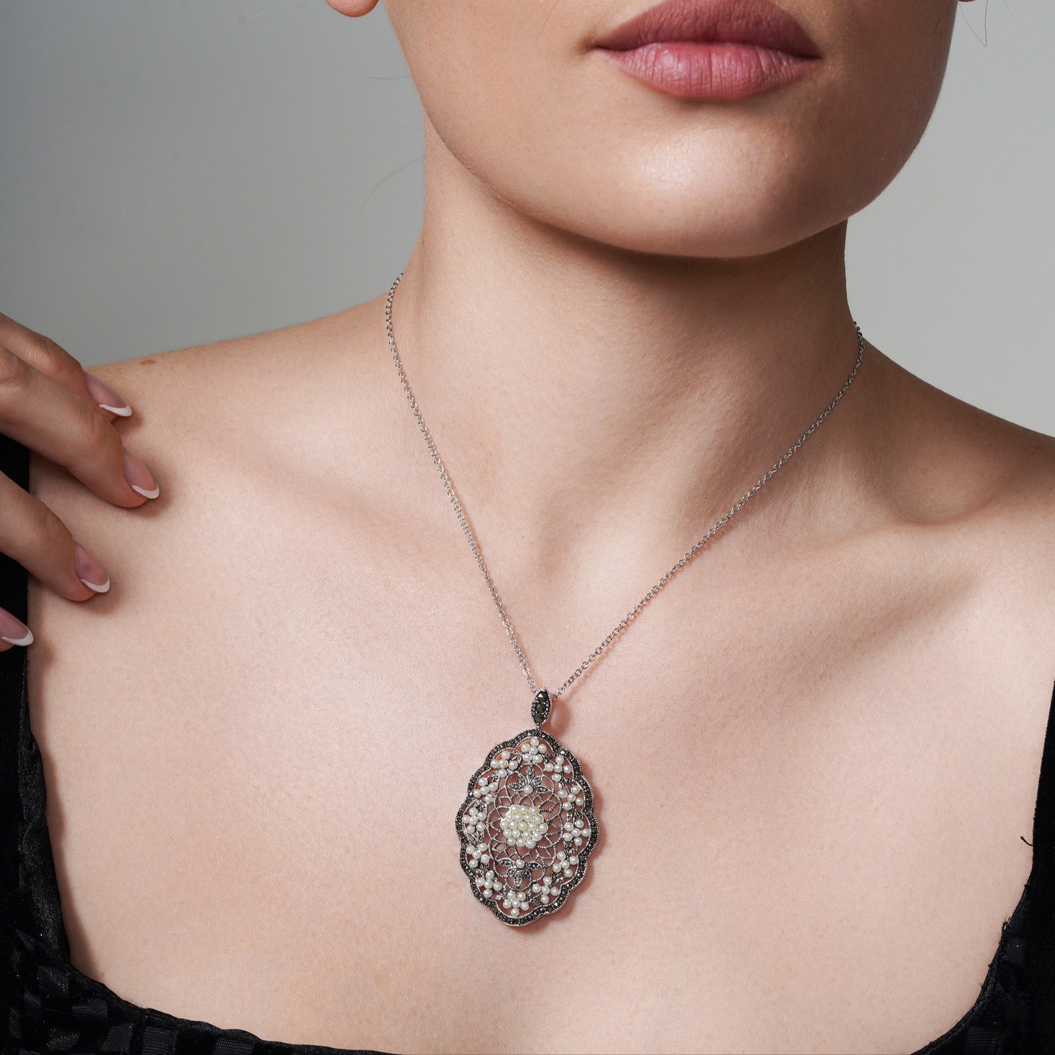 Clearance-Silver 925 Marcasite Pearl Rhodium Plated Oval Pendant Necklace - BGP00142