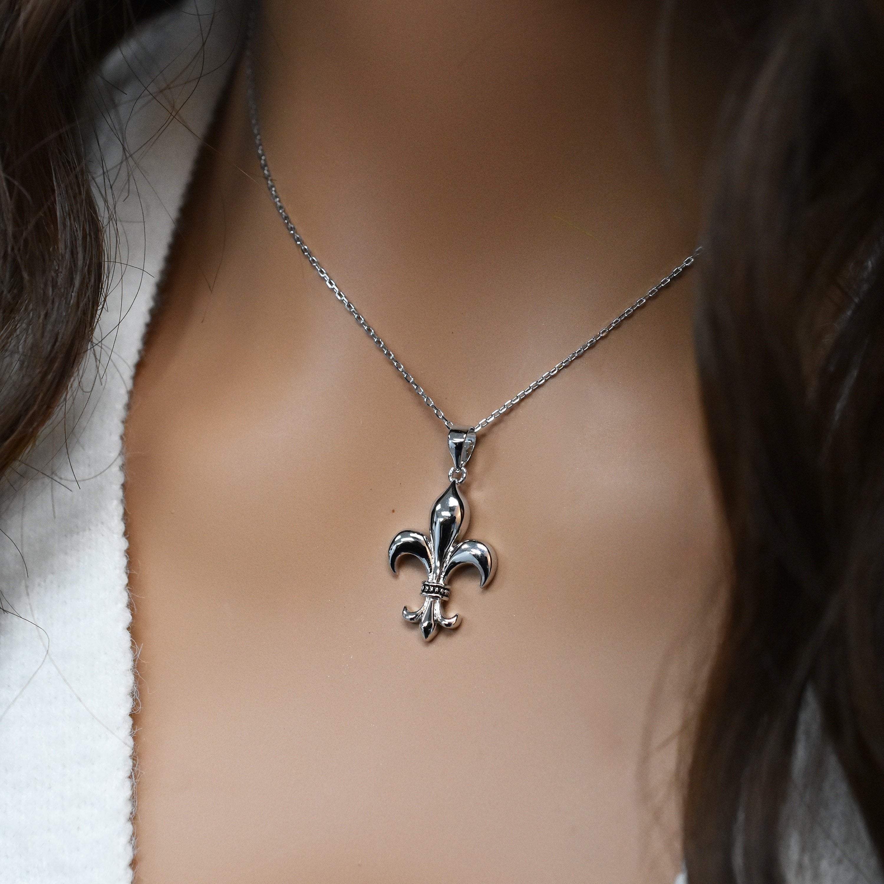 Silver 925 Rhodium Plated Fleur De Lis CZ Necklace - BGP00182