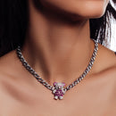 Cadena de eslabones cubanos Miami de 7 mm con oso de peluche en plata de ley 925 rodiada, con incrustaciones de circonitas rosas y transparentes - GMN00216